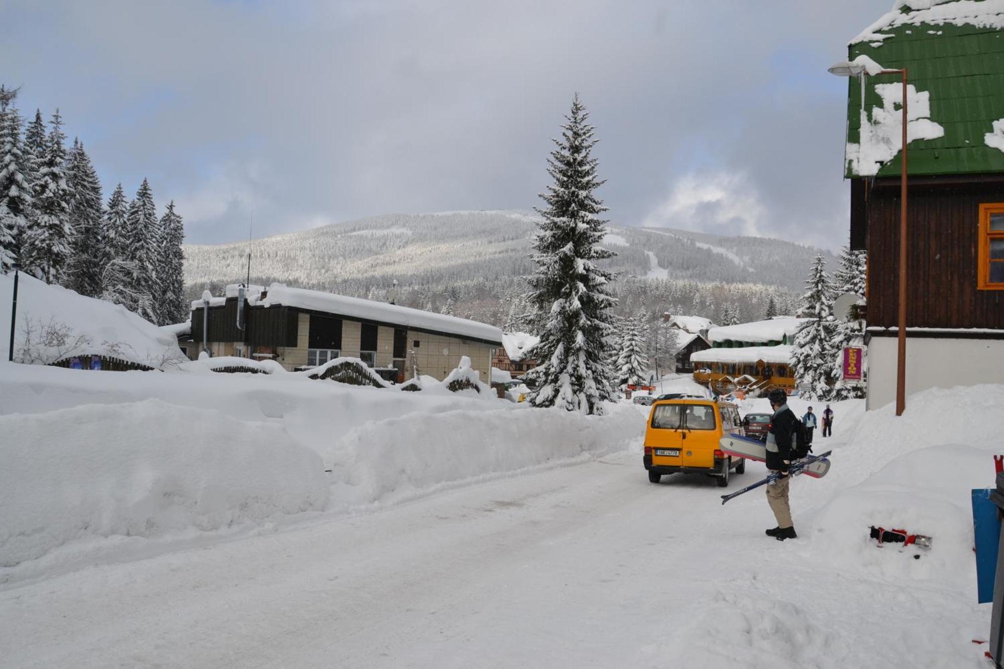 Hostel Fortuna Špindlerŭv Mlýn Luaran gambar