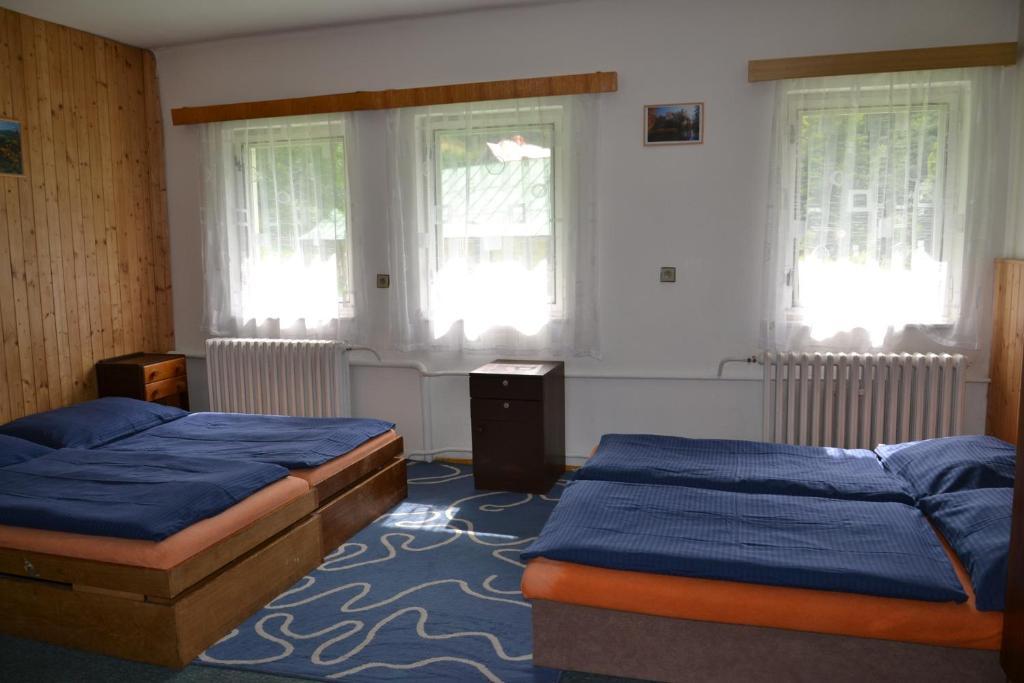 Hostel Fortuna Špindlerŭv Mlýn Bilik gambar